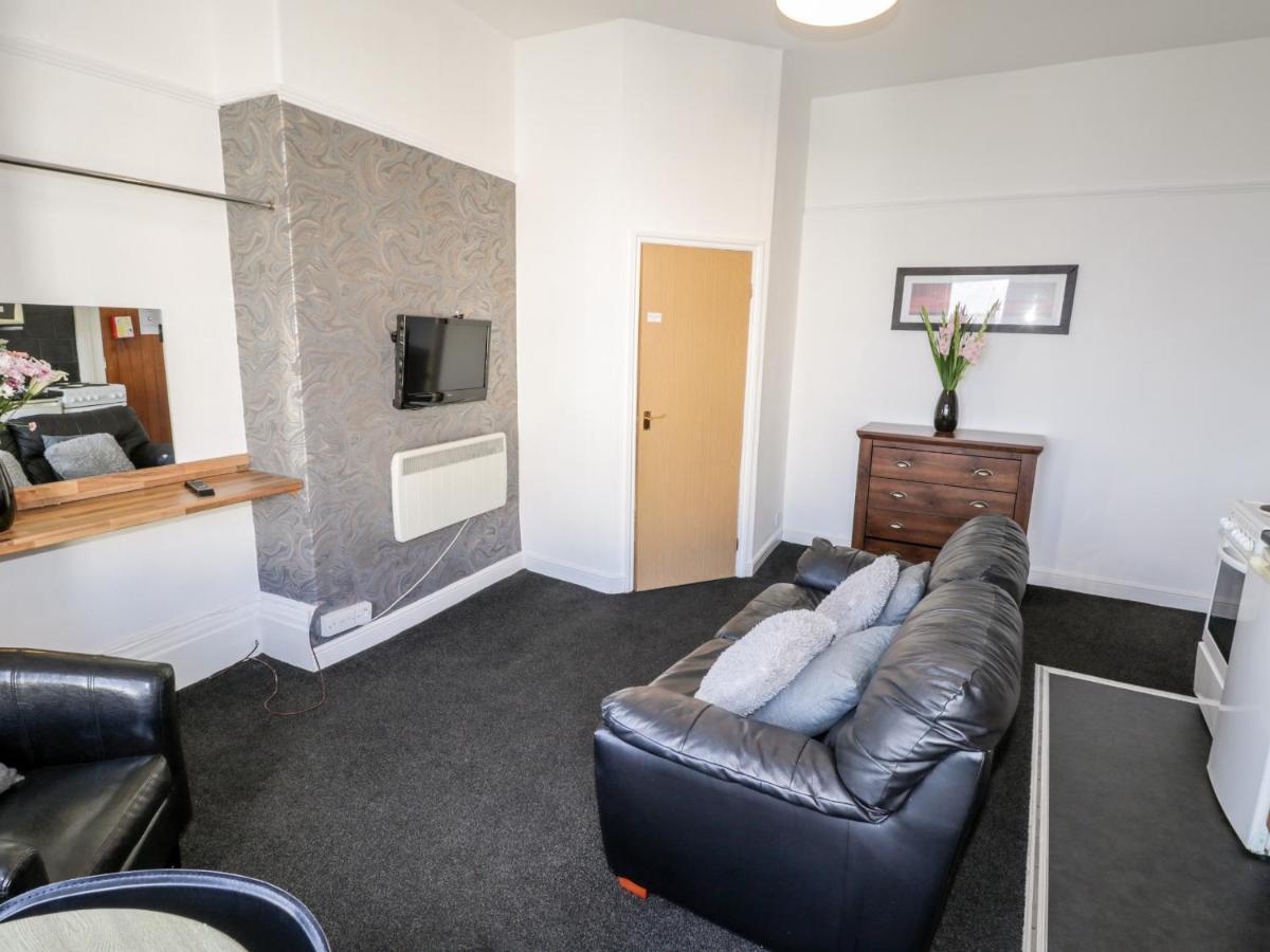 Mowbray 4 Apartment Bridlington Exterior photo